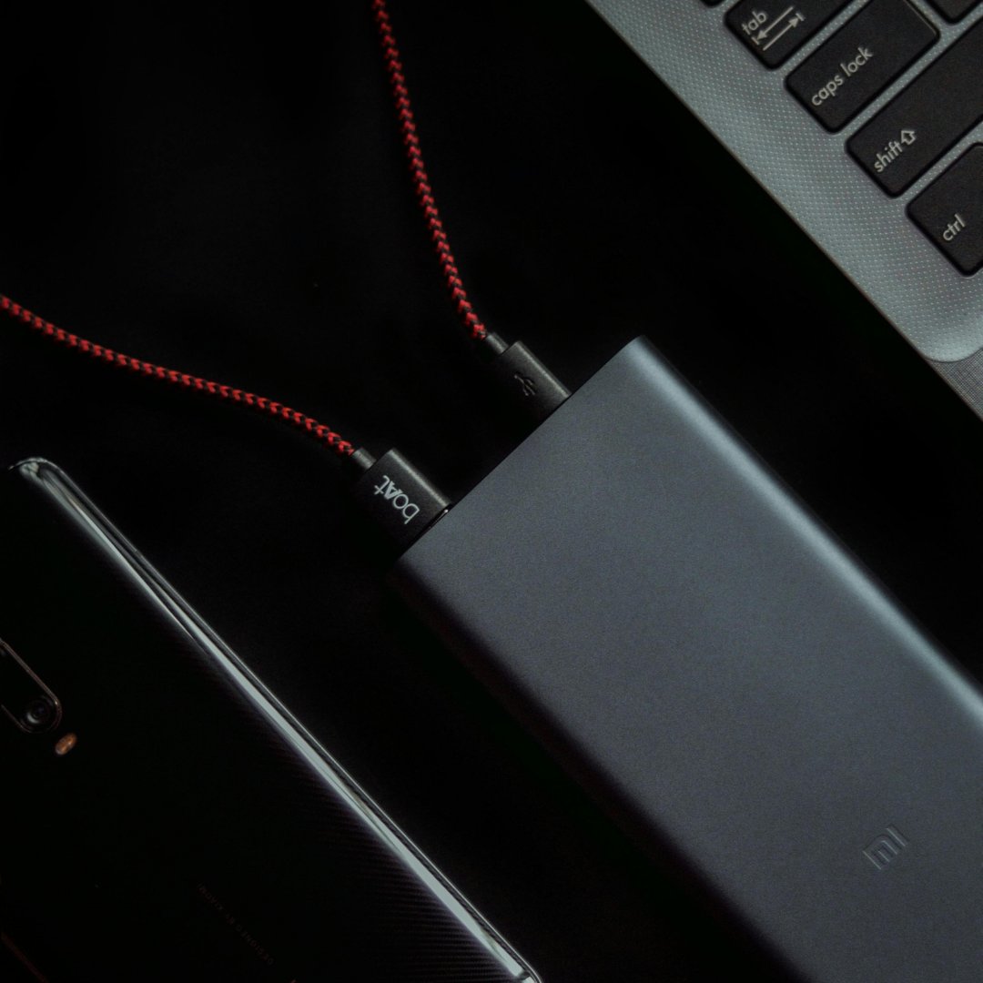 Premium power banks - 20000mAh, laptop charging 